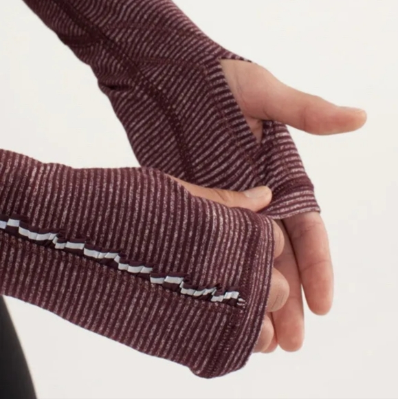 ⭐️LULULEMON STAR RUNNER LONG SLEEVE ACTIVEWEAR TOP SZ8 BORDEAUX DRAMA TONKA - Picture 5 of 8